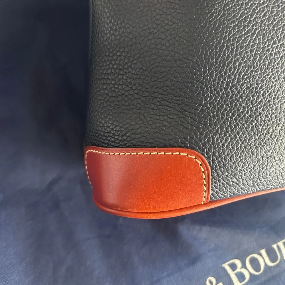 Dooney and Bourke Pebble Hobo - Picture 7 of 14